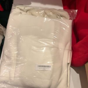 Cream with blue patterned fleece lined overcoat with pockets 4 XL